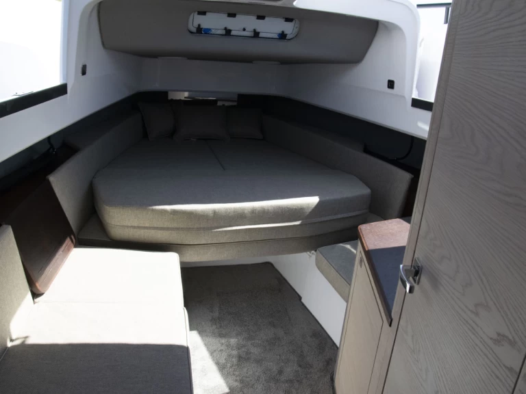 Location bateau Seget Donji pas cher Axopar 45 Cross Top