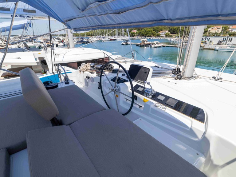 Location Catamaran Lagoon avec permis