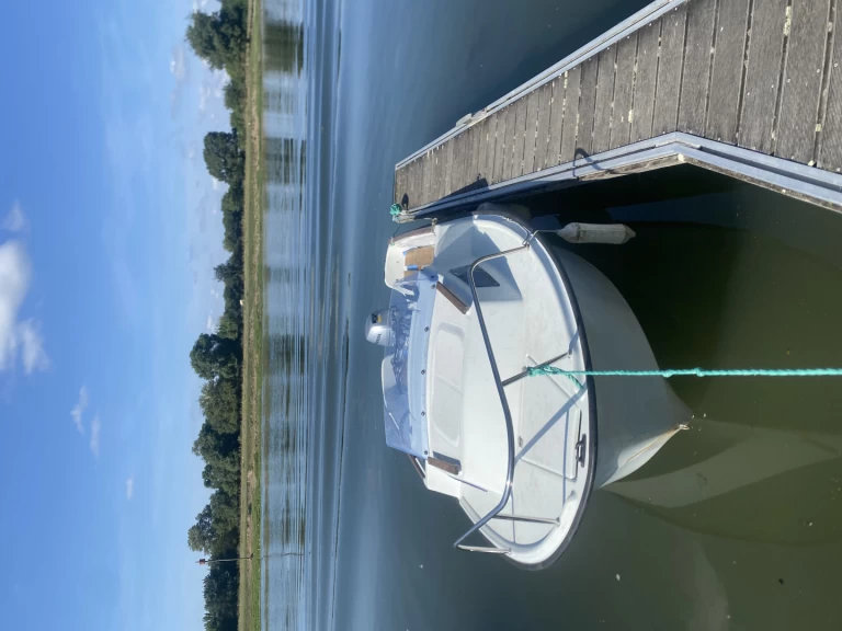 Location Bateau à moteur Bénéteau avec permis