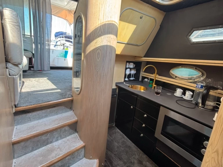 Location Bateau à moteur Gin sea avec permis