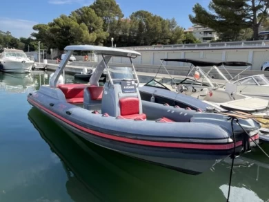 Wimbi Boats W7i charter bareboat or captained in  Saint-Raphaël
