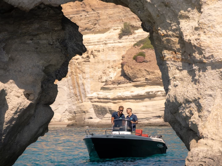 Location bateau Poseidon BLU WATER 185 à Agía Kiriakí sur Samboat