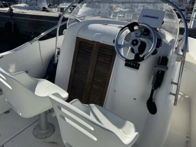 Location bateau Ranieri Shadow 22 S à Cannes sur Samboat