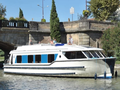 Rent a Le Boat Vision4 Portiragnes