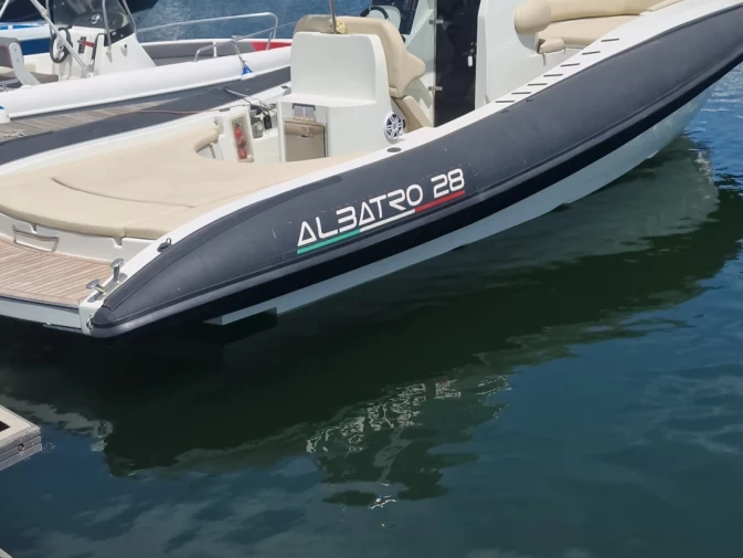 Location bateau Albatro Albatro28  à Castellammare di Stabia sur Samboat