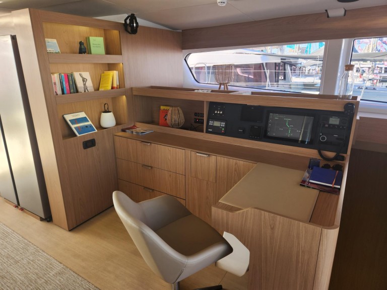 Location bateau Le Marin pas cher BALI 5.8