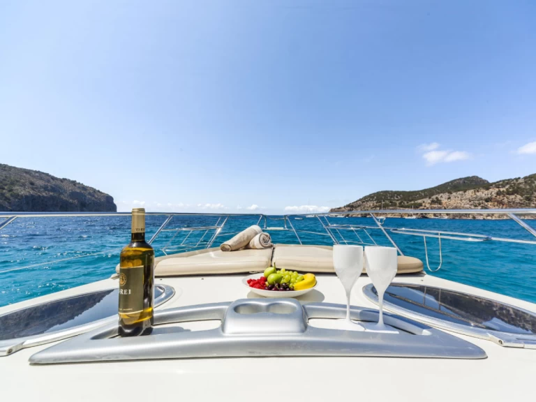 Location bateau Cranchi Endurance 41 à Porto-Vecchio sur Samboat