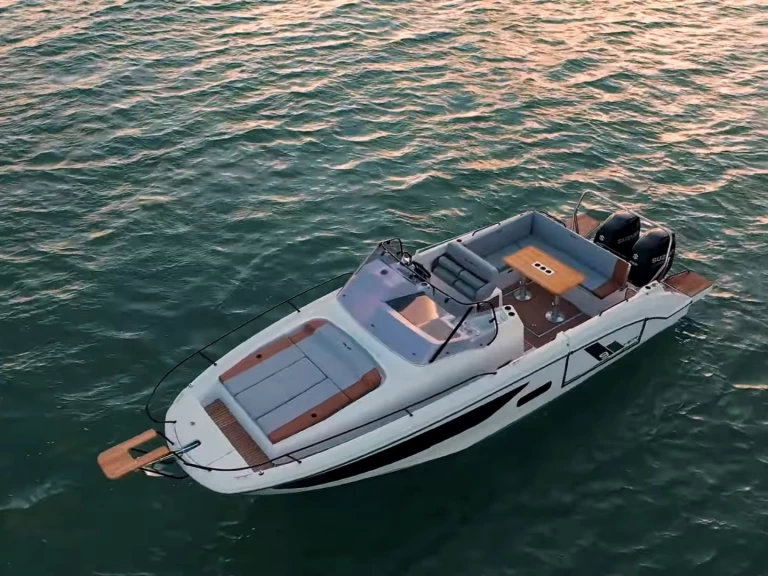 Location bateau Santa Eulària des Riu pas cher FLYER 9 SUNdeck