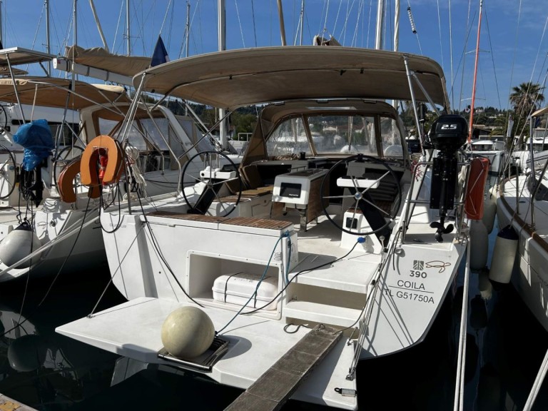 Location Voilier à Gouviá - Dufour Dufour 390 GL