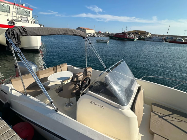 Bateau à moteur à louer à Marseille au meilleur prix