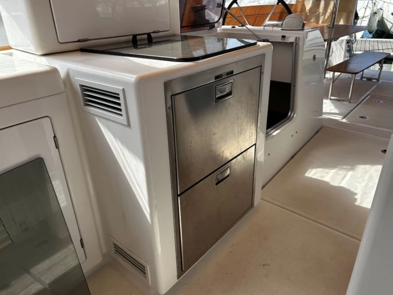 Jeanneau Sun Loft 47 a louer à Gouviá