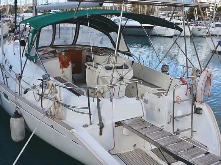 Bénéteau Oceanis 461 a louer à Álimos