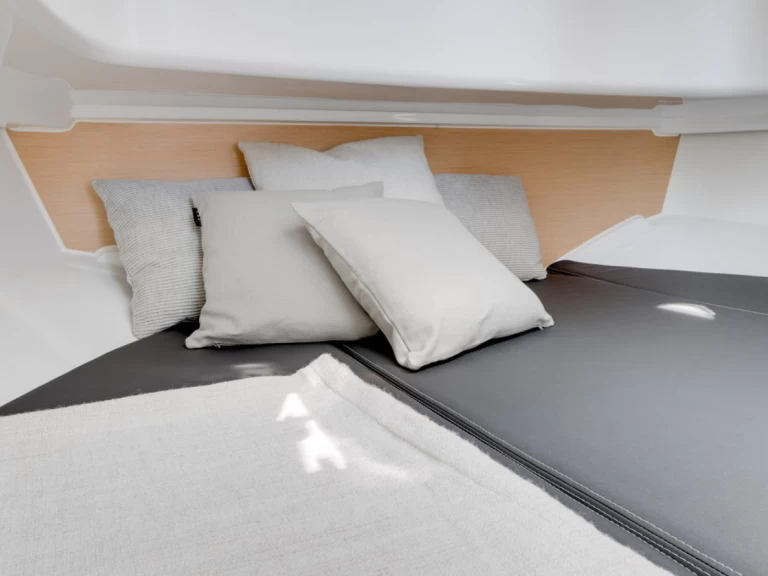 Location à Puerto Deportivo Marina de Santander - Bénéteau Barracuda 8 sur SamBoat