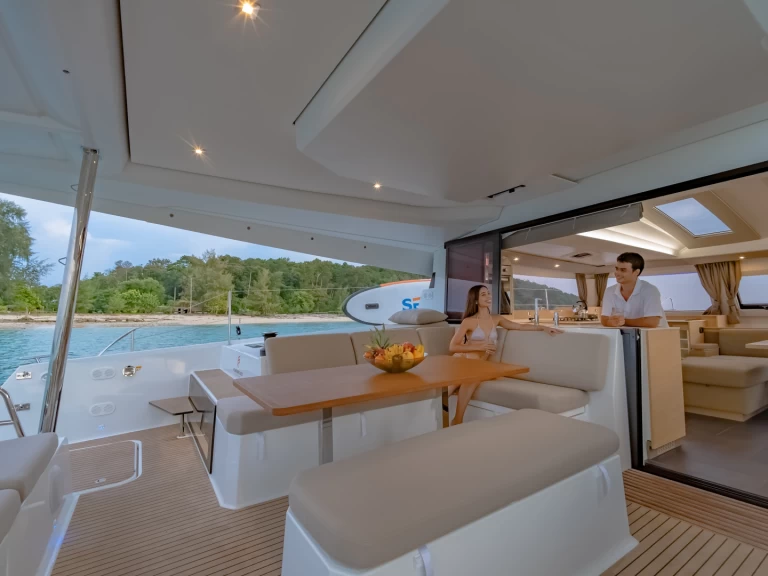 Fountaine Pajot Elba 45 a louer à Phuket Yacht Haven Marina
