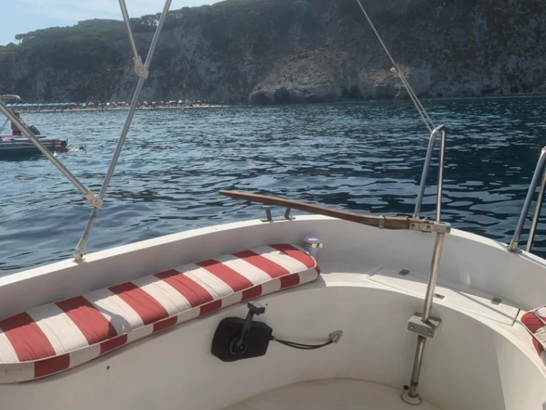 Location bateau Portoferraio pas cher Gozzo