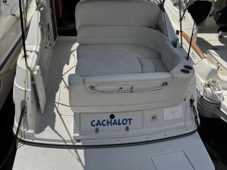 Four Winns Vista 248 a louer à Mandelieu-la-Napoule