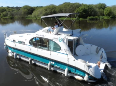 Estivale Quattro B charter bareboat or skippered in  Carrick-on-Shannon