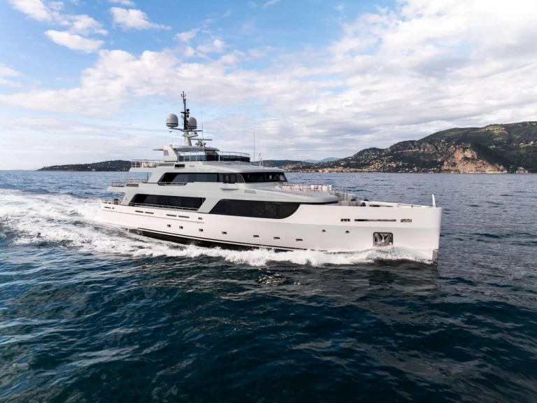 Location Yacht Codecasa avec permis