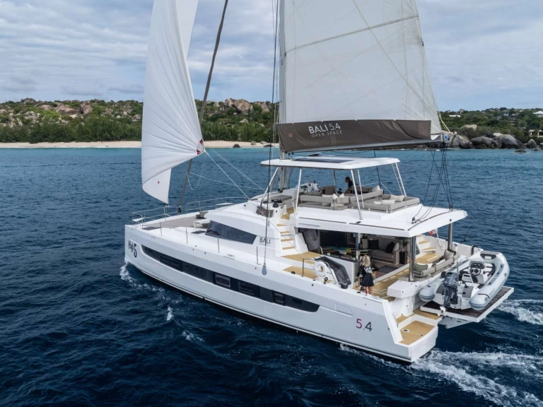 Location bateau Îles Vierges britanniques (BVI) pas cher HIGH 5