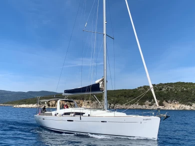 Bénéteau Oceanis 50 charter bareboat or captained in  Nidri