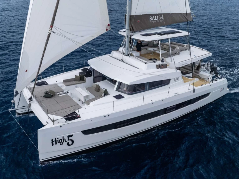 Location Yacht Bali avec permis