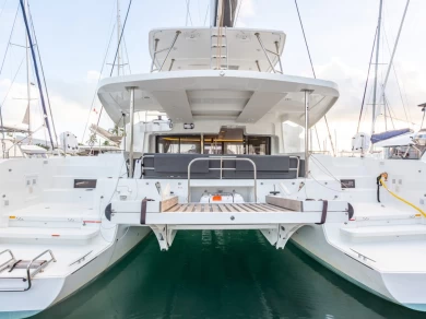 Charter a Lagoon Lagoon 46 in Saint-George on Samboat