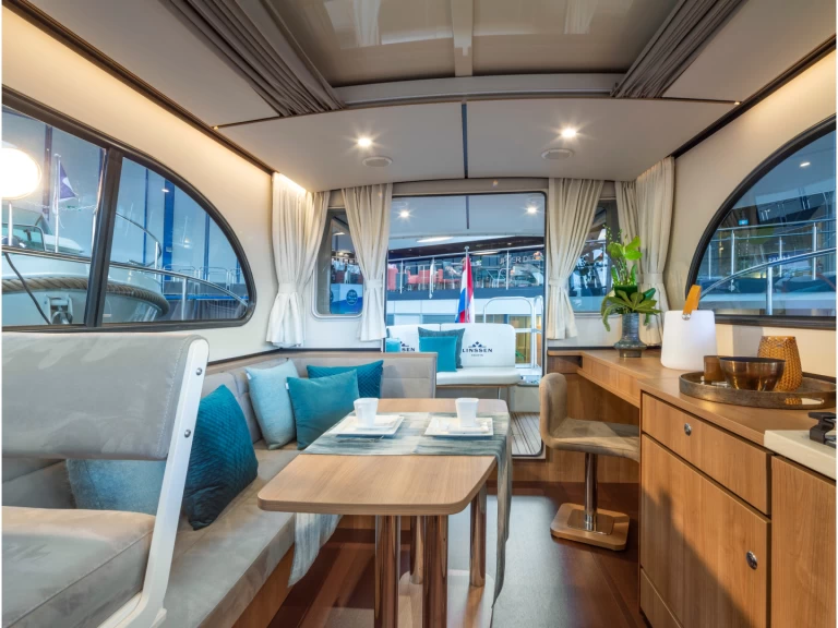 Louer Bateau à moteur avec ou sans skipper  à Mirow