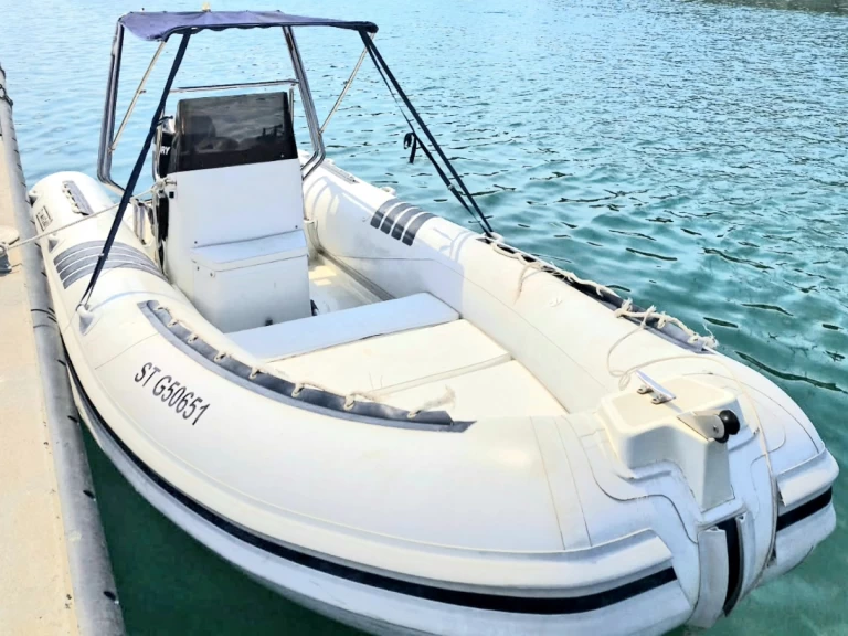 Location bateau L'Estaque pas cher STILMAR600