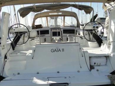 Hire a Dufour Dufour 470 Álimos