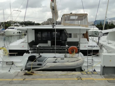 Catamaran to hire Álimos at the best price