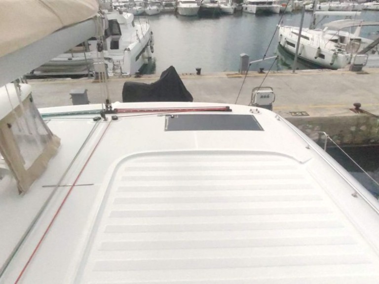 Location Catamaran à Álimos - Lagoon Lagoon 450 Sport Top
