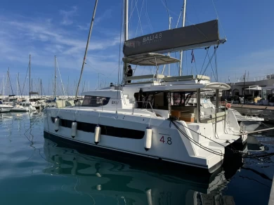 Noleggio barche Bali Catamarans Bali 4.8 Silver Dolphin a Capo d'Orlando su Samboat