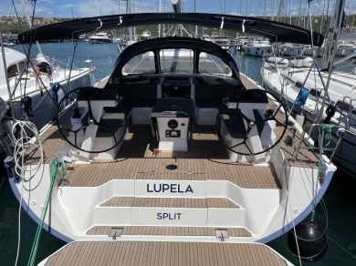 Sailboat hire in Trogir - D&D Yacht D&D Kufner 54.2