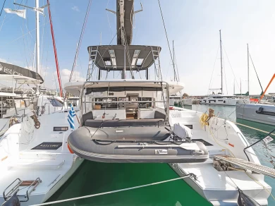 Noleggio barche Álimos economico Lagoon 46