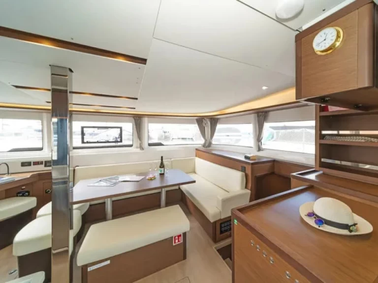 Location Catamaran à Álimos - Lagoon Lagoon 46