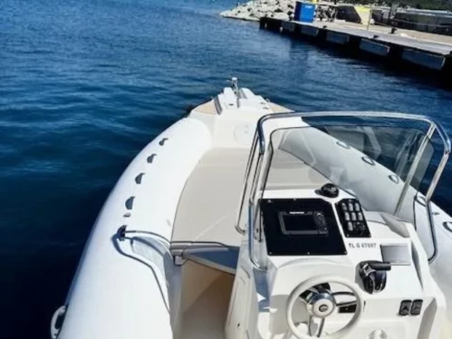 Location Semi-rigide Capelli avec permis