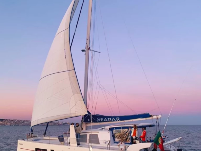 Catamaran à louer à Belém au meilleur prix