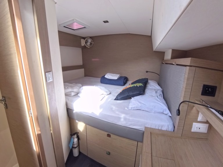 Location bateau Fountaine Pajot Saona 47 à Road Town sur Samboat