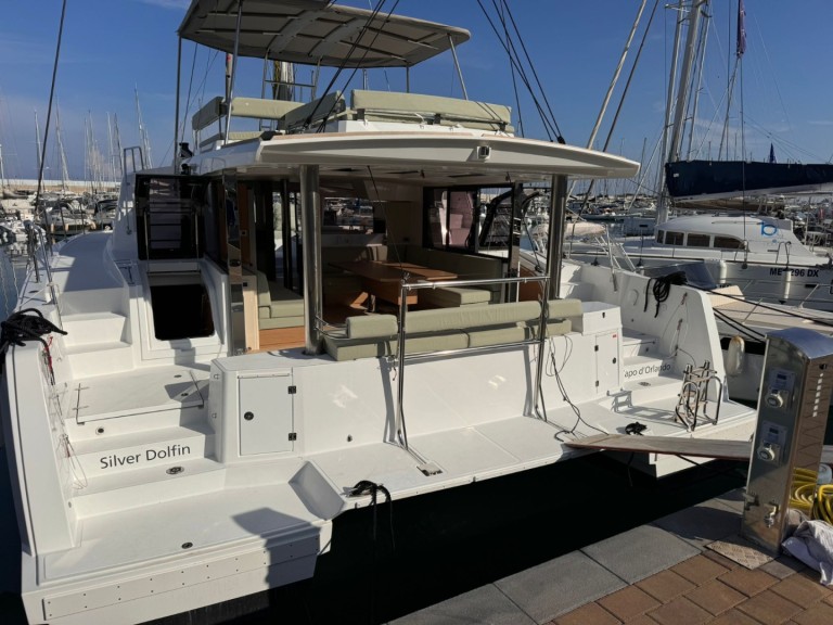 Catamaran à louer à Capo d'Orlando au meilleur prix