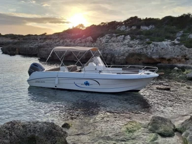 Noleggiare una Pacific Craft Pacific Craft 670 a Anglet