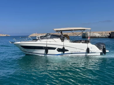 Noleggiare una Jeanneau Cap Camarat 10.5 WA a Msida Yacht Marina