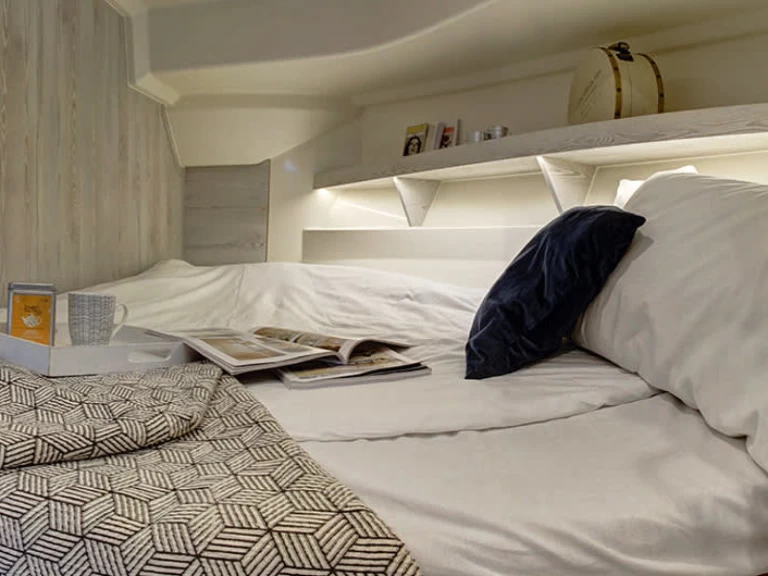 Location bateau Castelnaudary pas cher Horizon 2