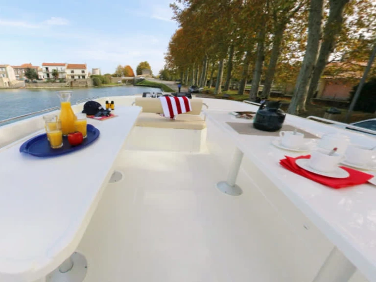 Location Bateau à moteur Le Boat avec permis