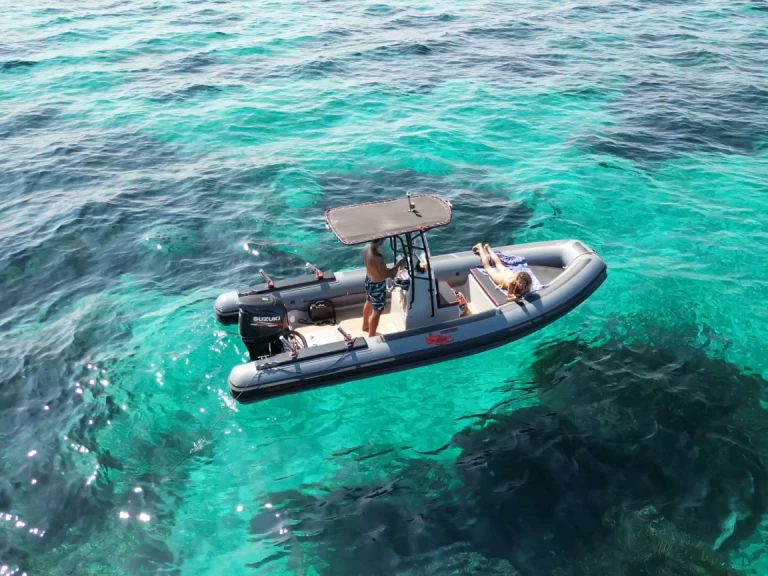 Location à Porto San Paolo - Joker Boat Coaster 650 Barracuda sur SamBoat