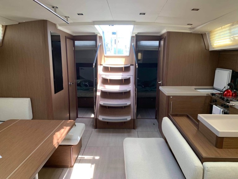 Location à Paros (Ile) - Bénéteau Oceanis 51.1 sur SamBoat