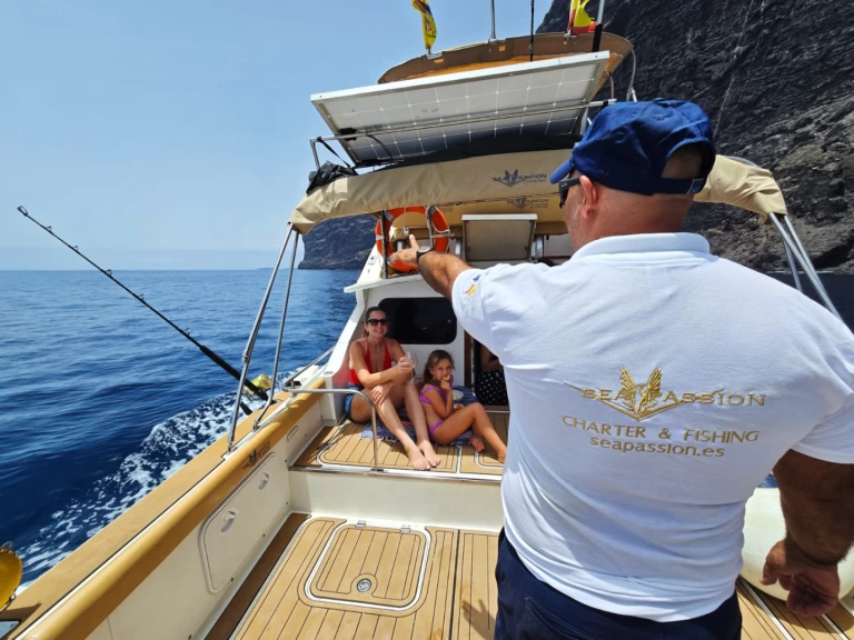 Bertram Bertram 28 flybrigde a louer à Guía de Isora