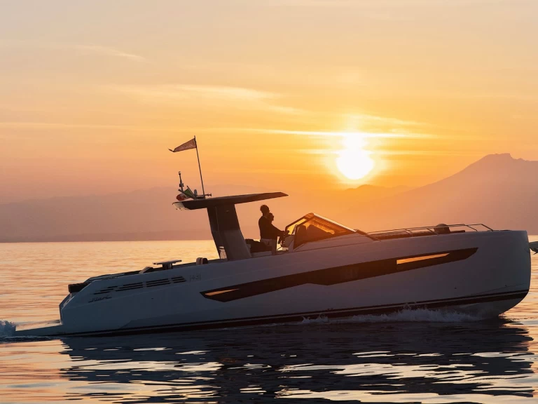 Louez un Fiart Fiart Seawalker 43 à Antibes