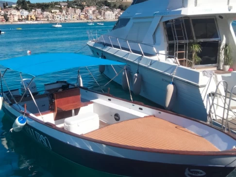 Location bateau Giardini-Naxos pas cher Lancia siciliana 