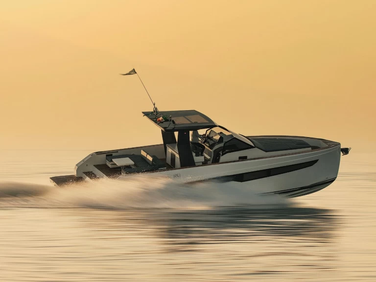 Location à Antibes - Fiart Fiart Seawalker 43 sur SamBoat