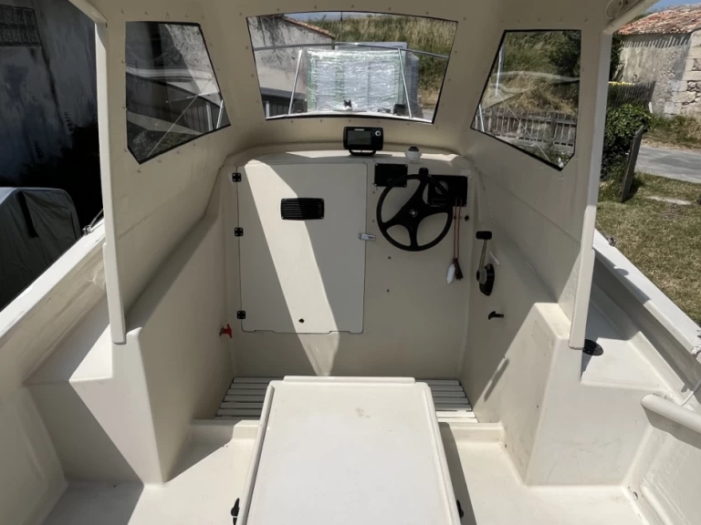 Location à Île-d'Aix - Bénéteau Sunday 550 sur SamBoat